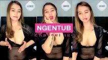 Host Cantik Pirang Pamerin Uting Nenen HD Video